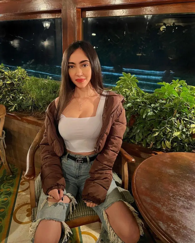 Meet Kaash Plays and Payal Gaming: Stunning Indian Female Gamers on the Rise Gorgeous Female Gamer KAASH PLAYS