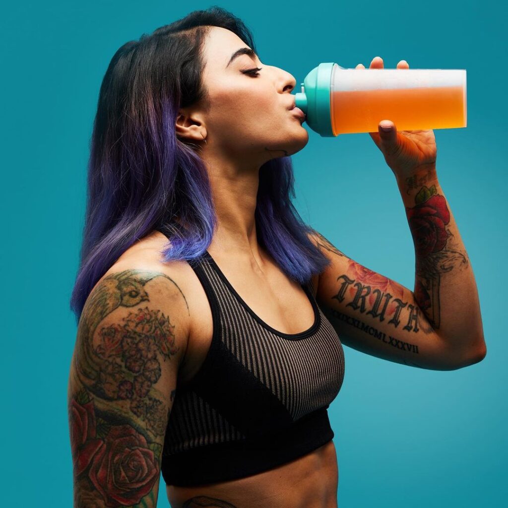 Top 10 Facts about Bani J