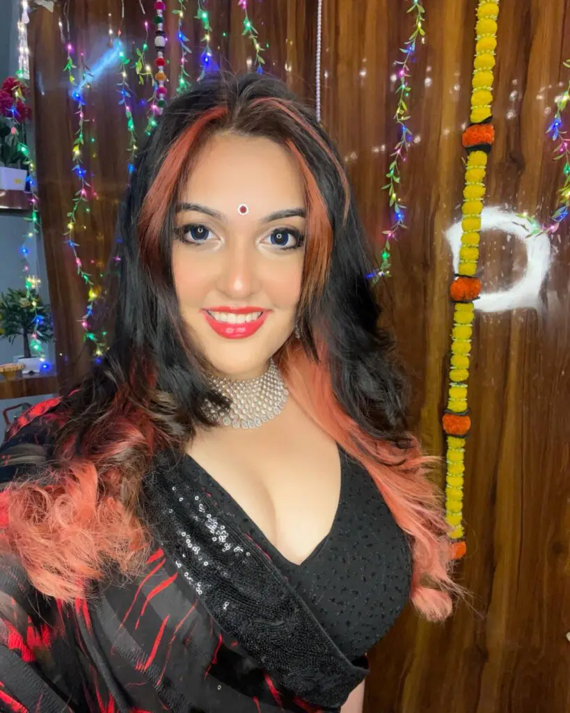 Kani Gaming in Black saree