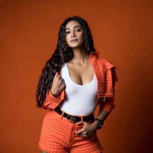 anukreethy_vas_1690432744_3155901056570795856_2391749198