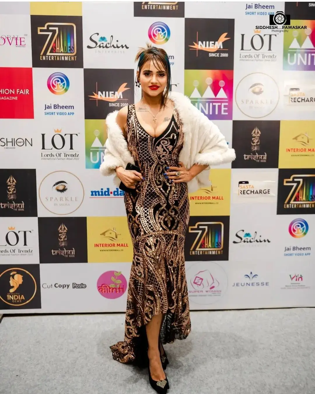 Top 10 Ullu Actresses Name with Bold Pice & more 2024