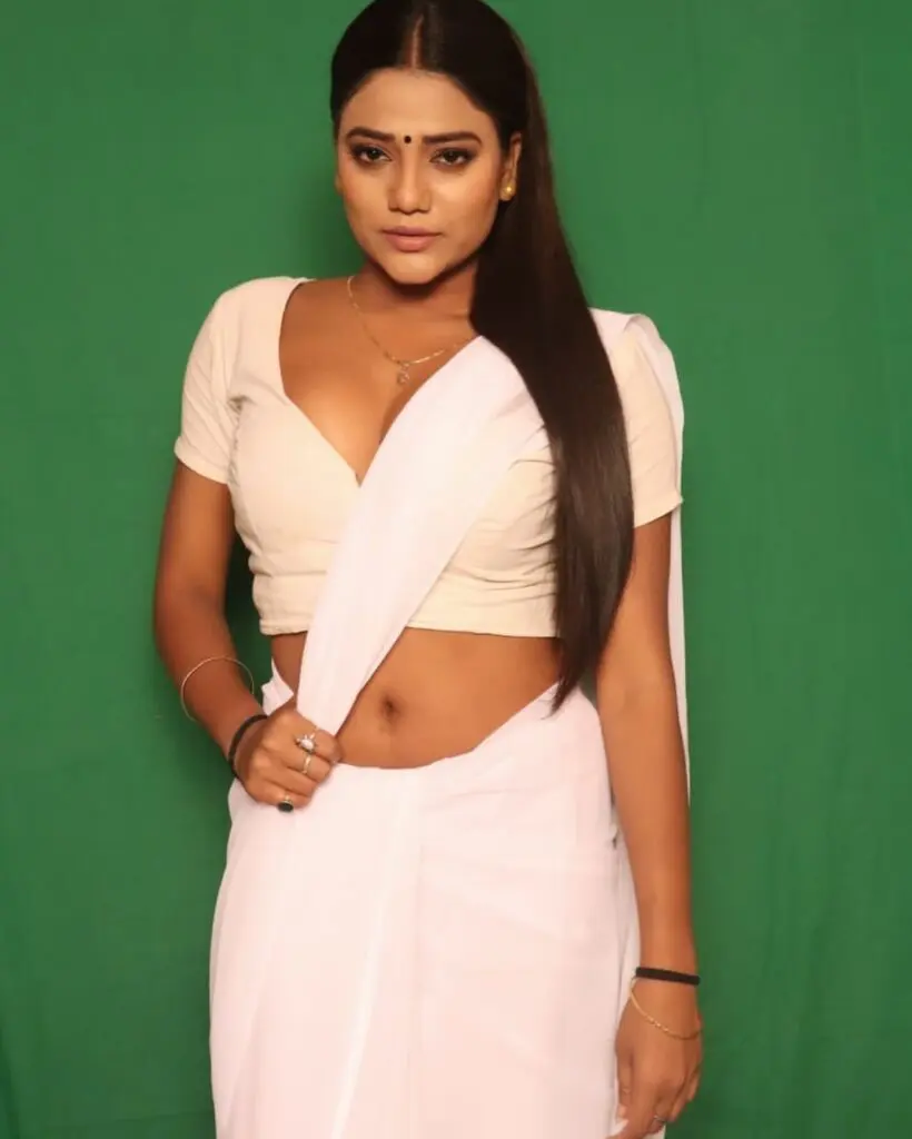 Ruks Khandagale Bold Web Series: All about the OTT star- 2024 Ruks Khandagale in white saree