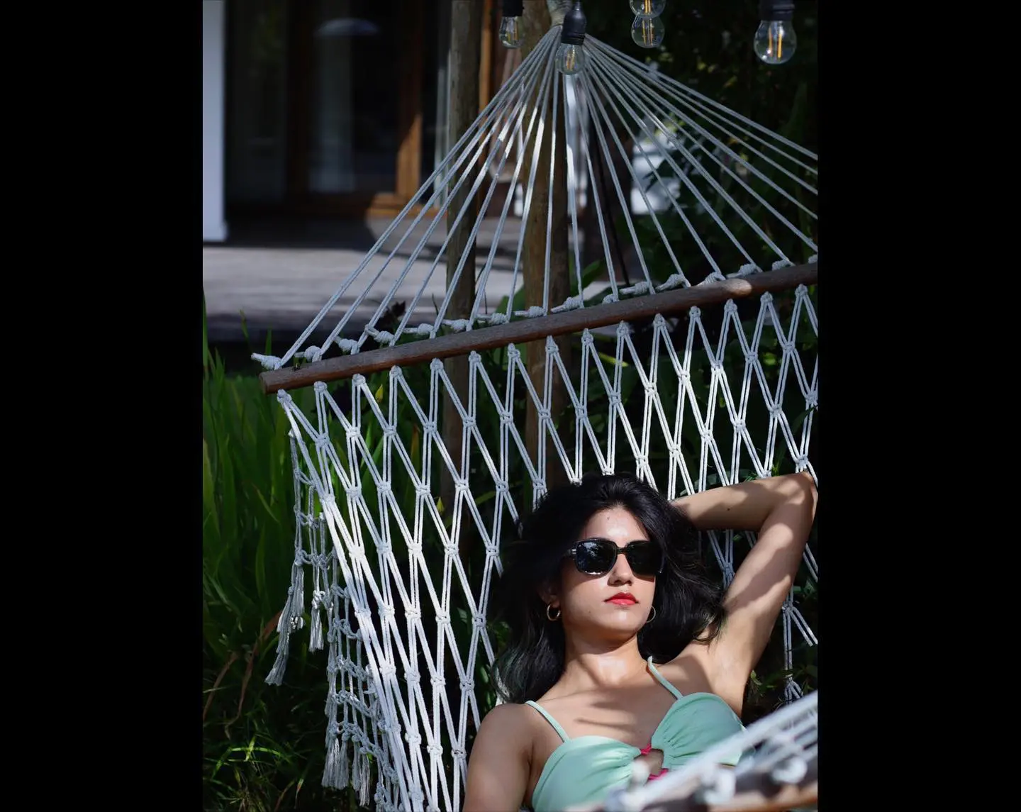 Xyaa Exudes Sultriness in Scorching Hot Bikinis at Beach Vacation l PHOTOS Xyaa Exudes Sultriness in Scorching Hot Bikinis at Beach Vacation l PHOTOS