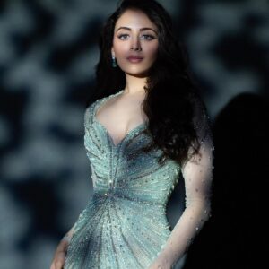 zoyaafroz_1683094238_3094341203267973212_283789164