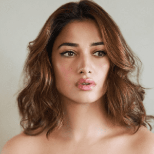 Green Travel Vlog Youtube Thumbnail (17)