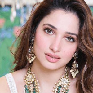 Green Travel Vlog Youtube Thumbnail (20)