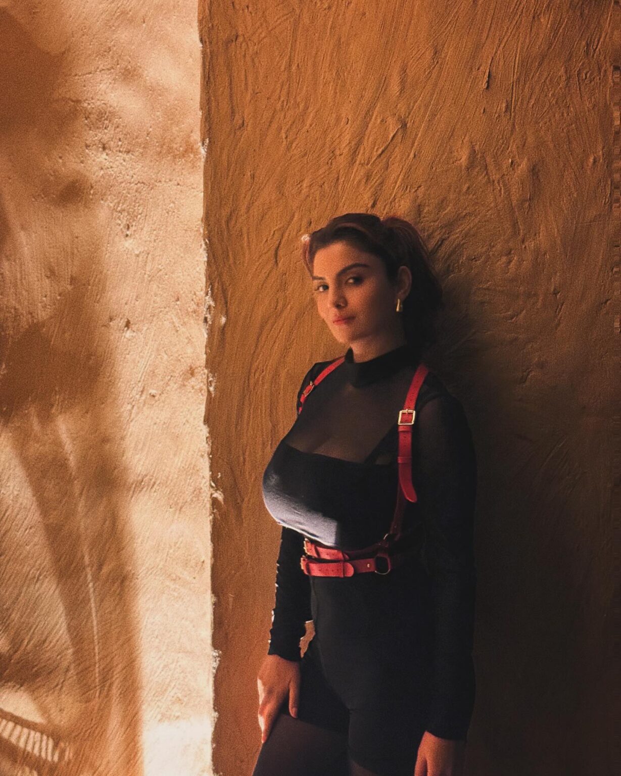 Anveshi Jain Web Series Wiki, Bra Size & more 2024