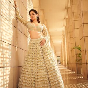 tamannaahspeaks_1697278992_3213331547540094570_1060870984