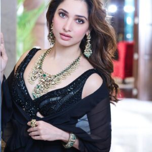tamannaahspeaks_1698155433_3220683664428101971_1060870984