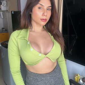 taniya_chatterjee_1712732252_3342962882910333534_4516346092