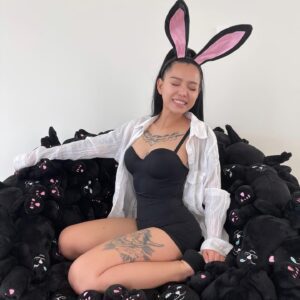 bellapoarch_1617589744_2544849682010973735_2964949070