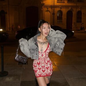 bellapoarch_1696788285_3209215194387281339_2964949070