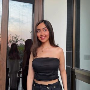 kaaashvi_1714371349_3356712628179275726_491122492