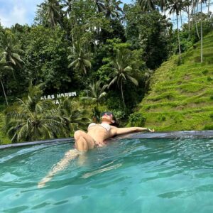 thedivyaofficial_1679038490_3060319129189032924_8236096313