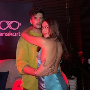 kkundrra_1727526802_3467068567626601234_2193159