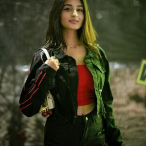 payalgamingg_1740407593_3575120470144915700_5375738344 (1)