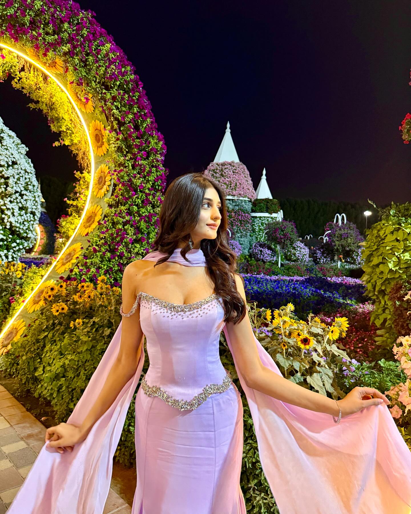 Payal Dhare (Payal Gaming): A Blend of Bold Fashion and Cultural Elegance Payal Dhare