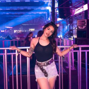 sharkshe__1741345554_3582988661671958567_548734255