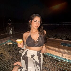 sharkshe__1750834409_3662586948313443033_548734255