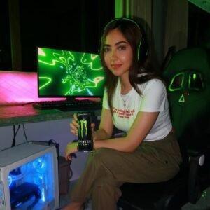 kaaashvi_1750260468_3657772379413687749_491122492
